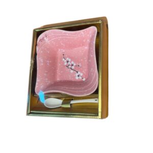 Ceramic bowl with spoon pink