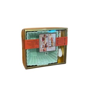 Ceramic bowl with spoon